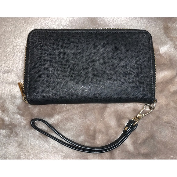 Michael Kors Wallet - Picture 2 of 3